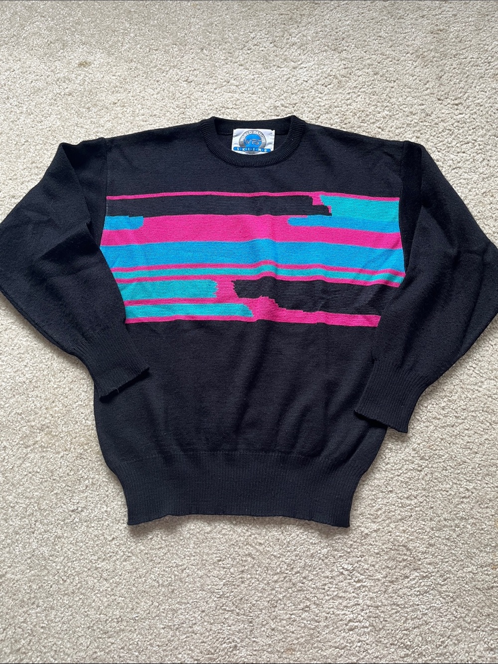1980s World Famous Skiing Abstract Sweater Size M